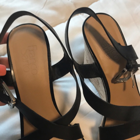 Black wedges - Picture 2 of 2